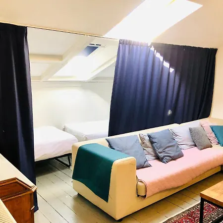 Bacchus - & Apartmanhotel 2*